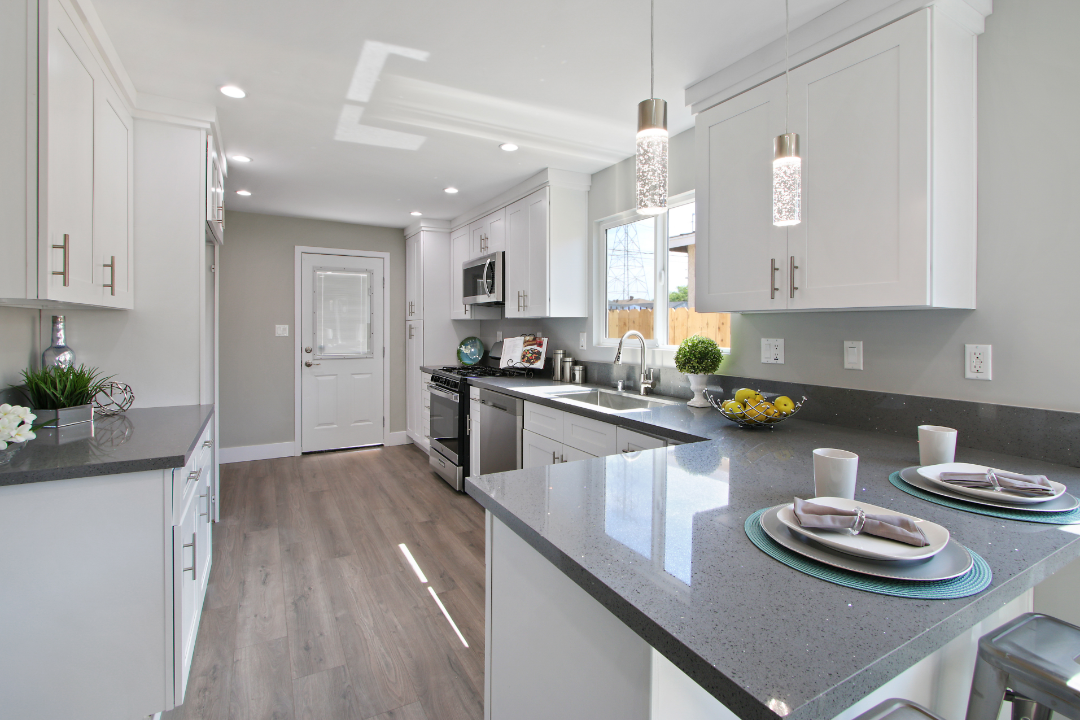 7 Main House Kitchen 3