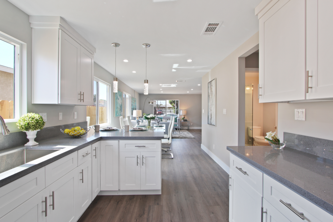 8 Main House Kitchen 2